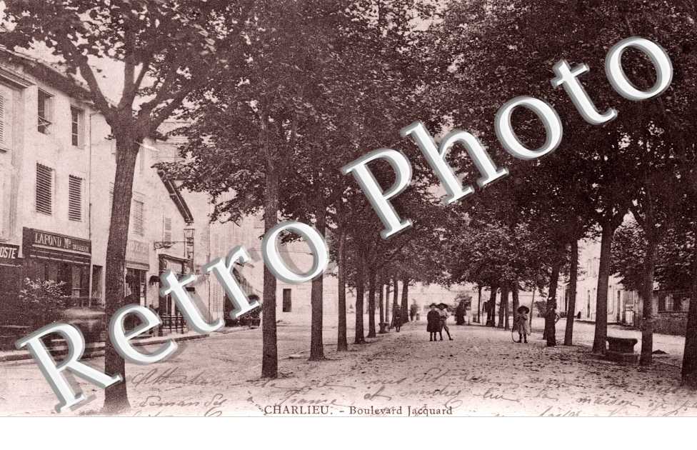 Boulevard Jacquard