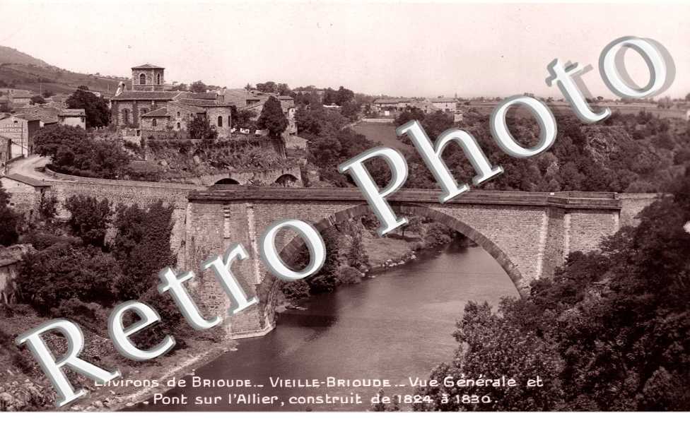 Vue Generale et Pont sur l&#039;Allier