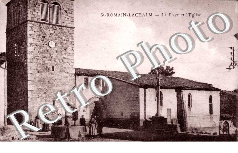 la place et l'eglise
