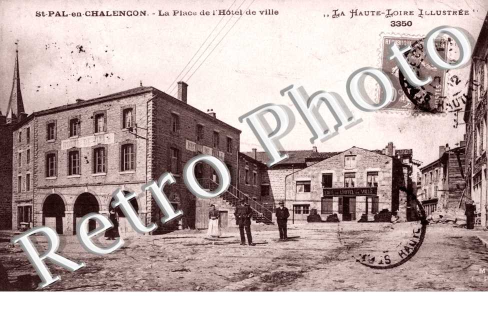 la place de l&#039;hotel de ville