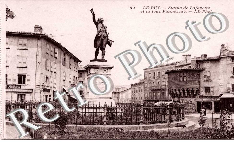 Statue de Lafayette et la tour Pannessac