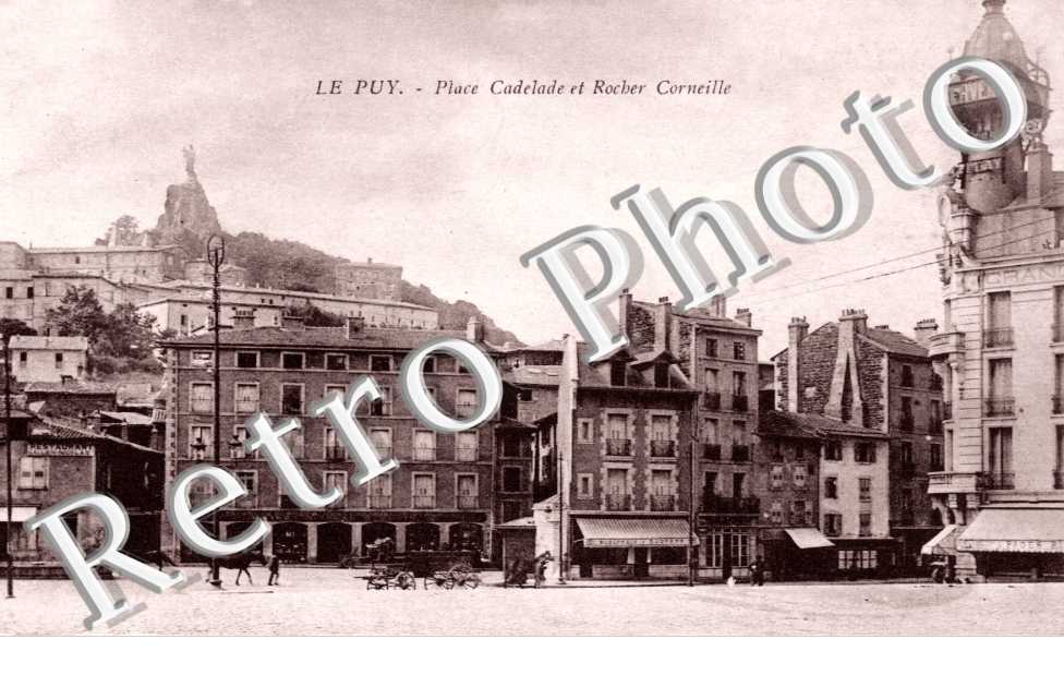 Place Cadelade et rocher Corneille