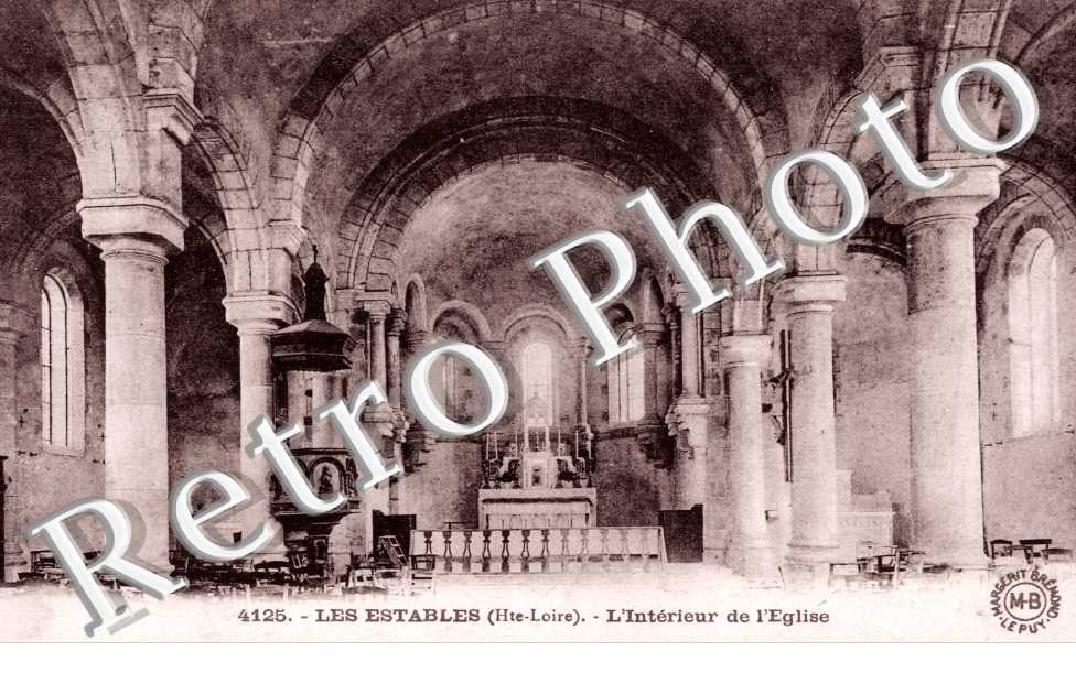 l&#039;interieur de l&#039;eglise