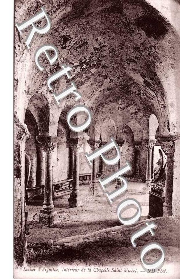 Interieur de la Chapelle Saint Michel  Rocher d&#039;Aiguilhe