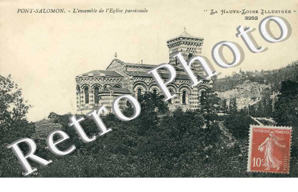 l&#039;Ensemble de l&#039;Eglise Paroissiale
