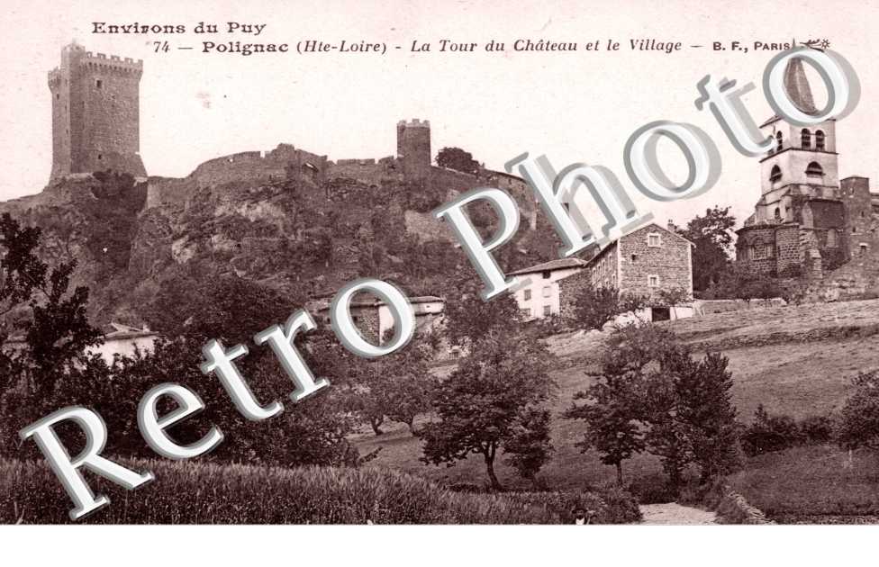 la Tour du Chateau et le Village
