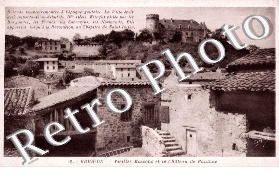 Vieilles Maisons et le Chateau de Paulhac