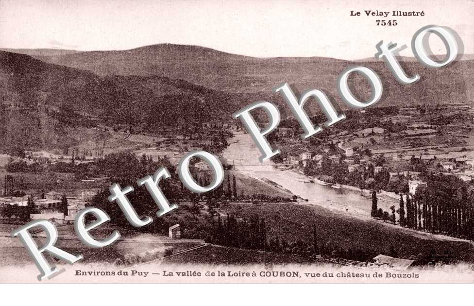 la Vallee de la Loire a Courbon, Vue du Chateau de Bouzols