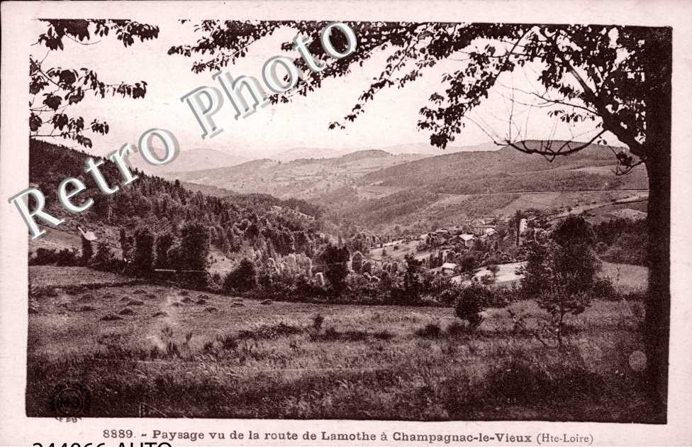 Paysage vu de la route de Lamothe
