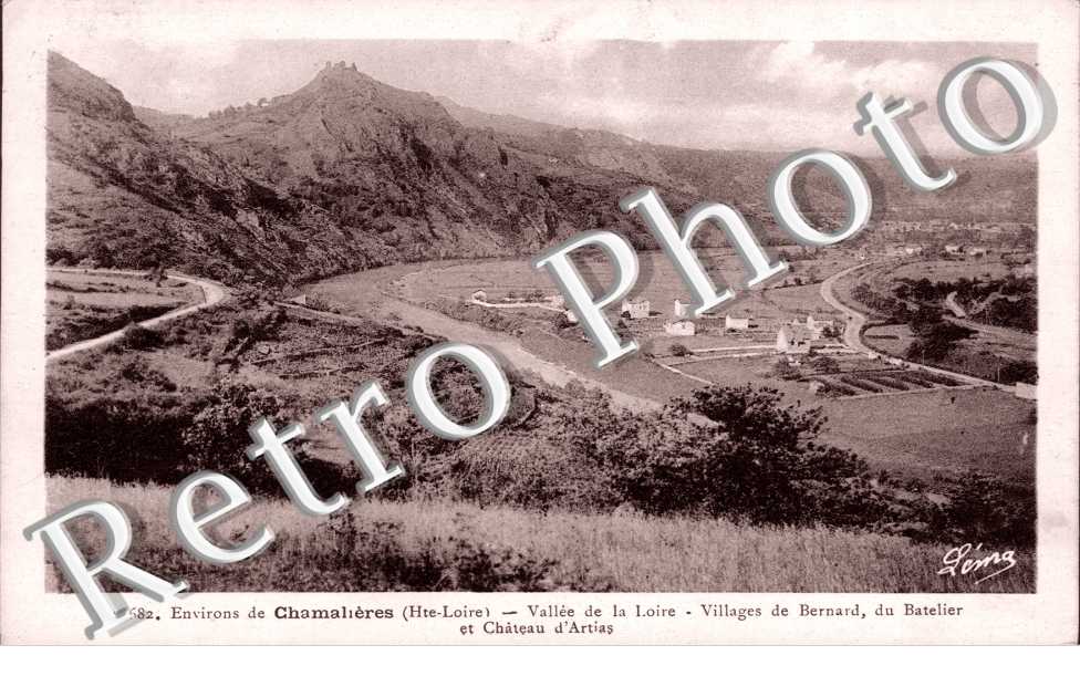 villages de Bernard, du Batelier et Chateau d&#039;Artias