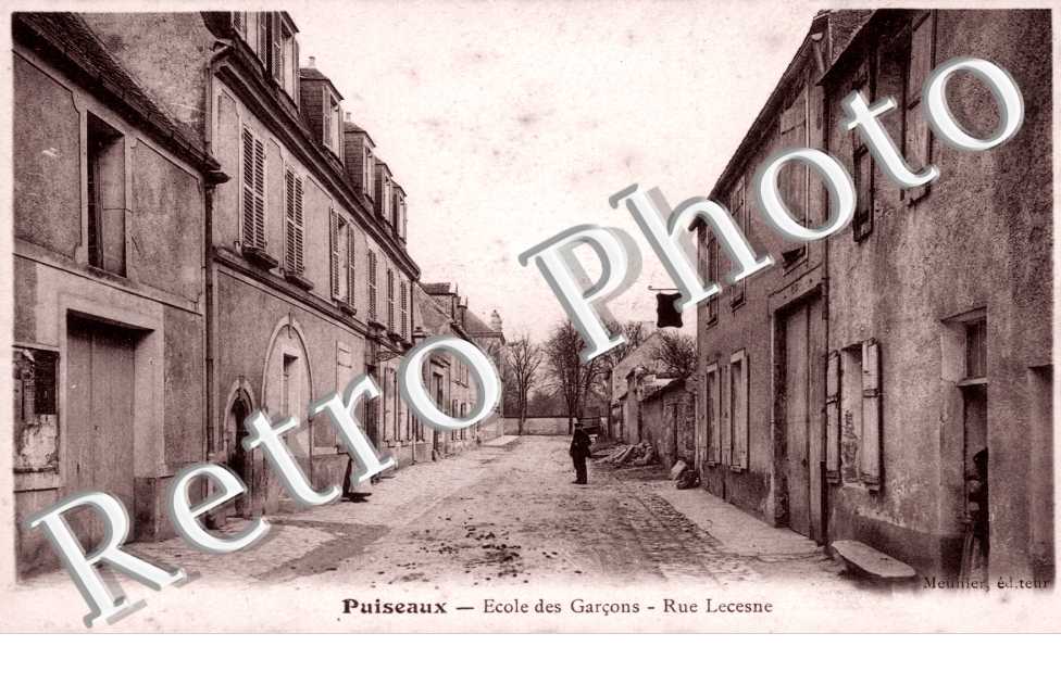 Ecole des Garcons, Rue Lecesne