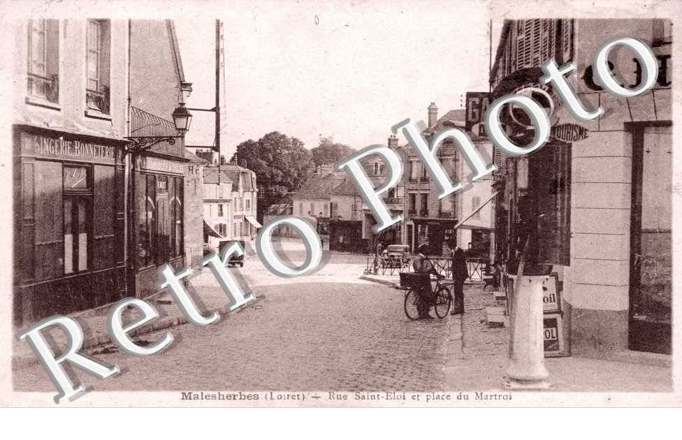 La Rue Saint Eloi et Place du Martroi