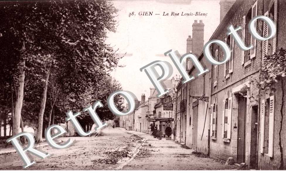 La Rue Louis Blanc