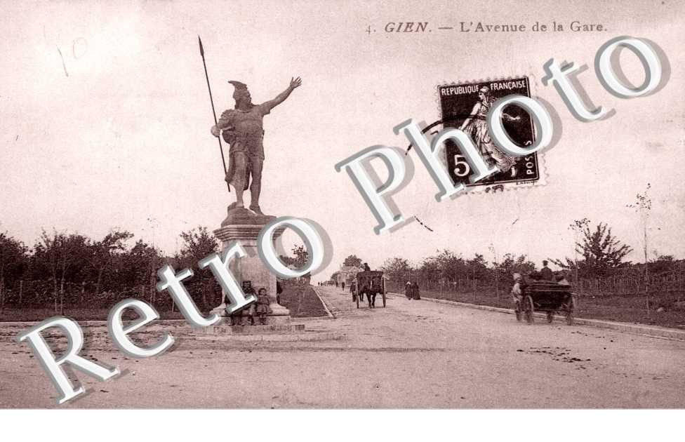 L&#039;Avenue de la Gare