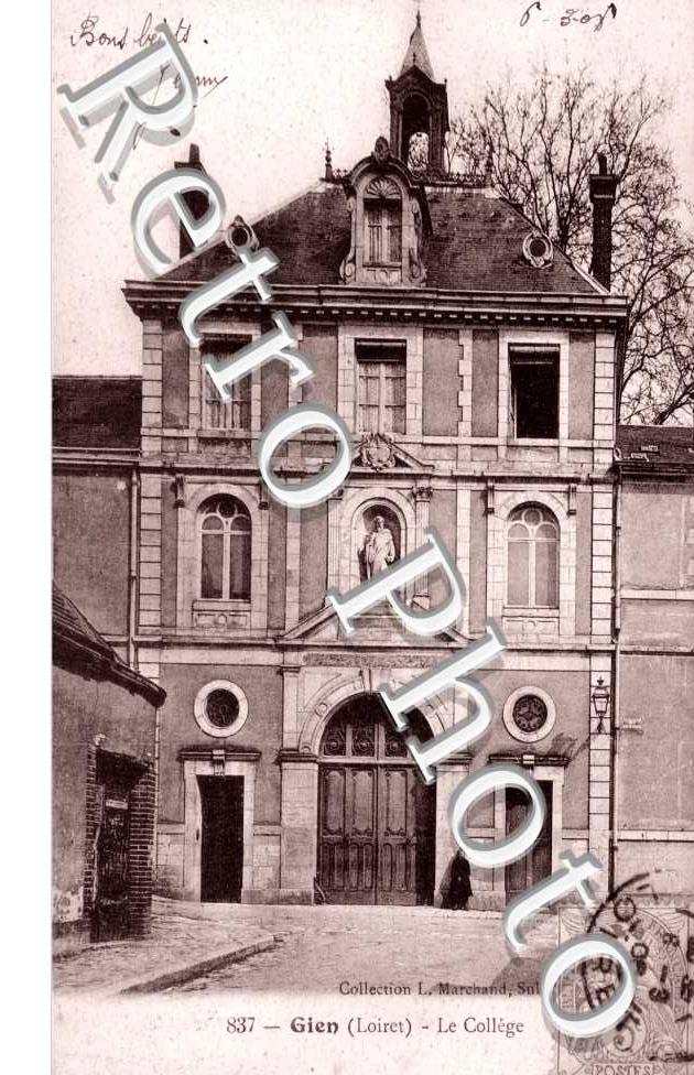 Le College
