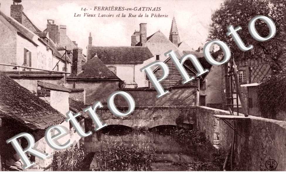 Les Vieux Lavoirs et la Rue de la Pecherie