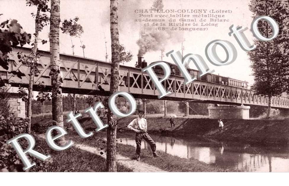 pont avec tablicer metallique au dessus du canal de Briare