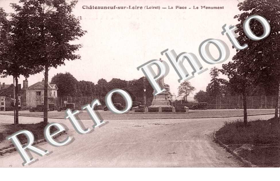 La Place, le Monument