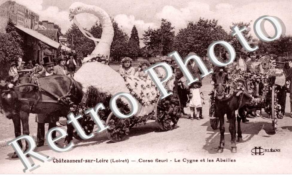 Cosi fleuri, le Cygne et les Abeilles