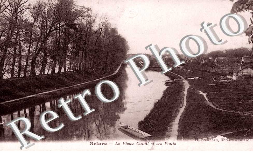 Le Vieux Canal et ses Ponts
