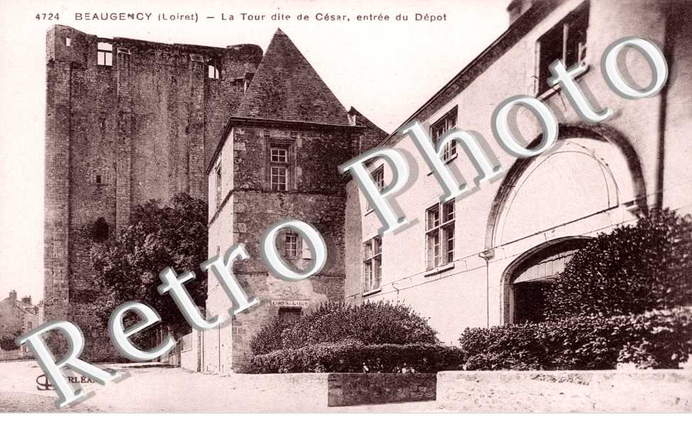 La Tour dite de Cesar, entree du Depot