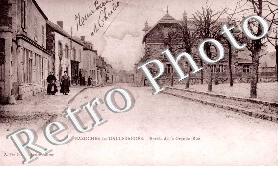 Entree de la Grande Rue