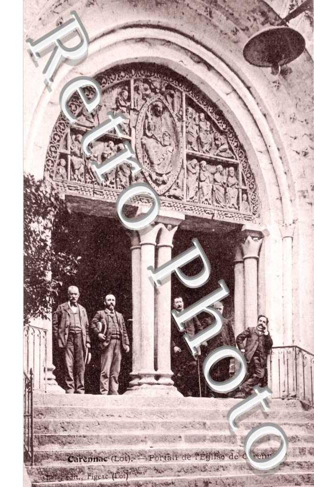 portail de l&#039; eglise de Carennac