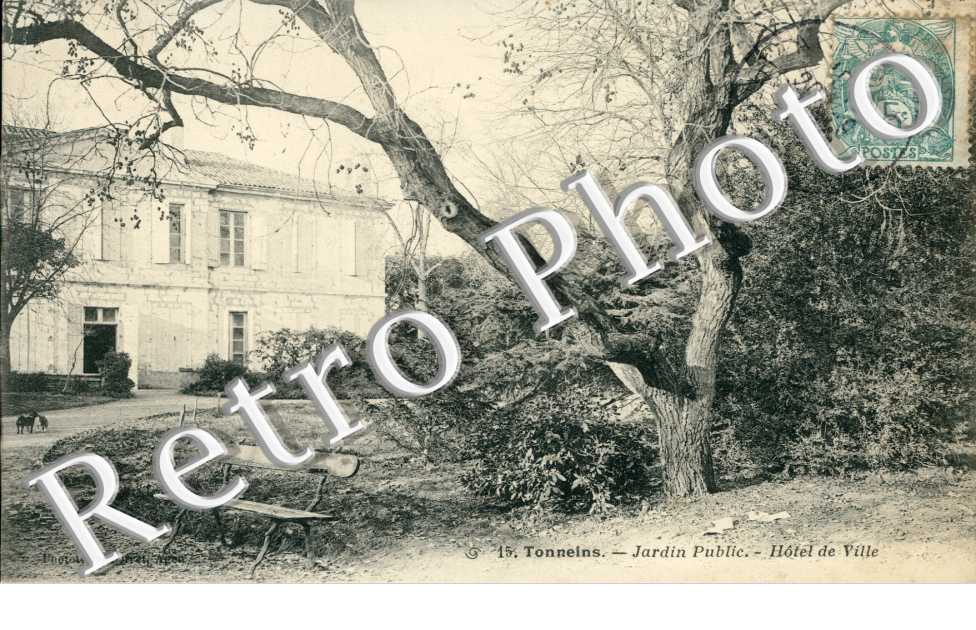 Jardin Public - hotel de ville
