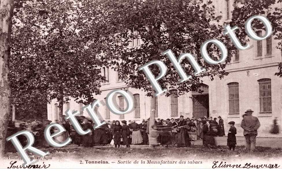 Sortie de la Manufacture des tabacs