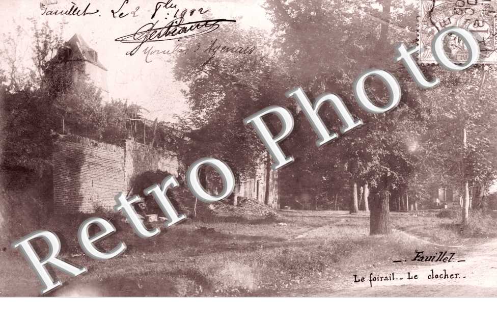 Le foirail - le clocher