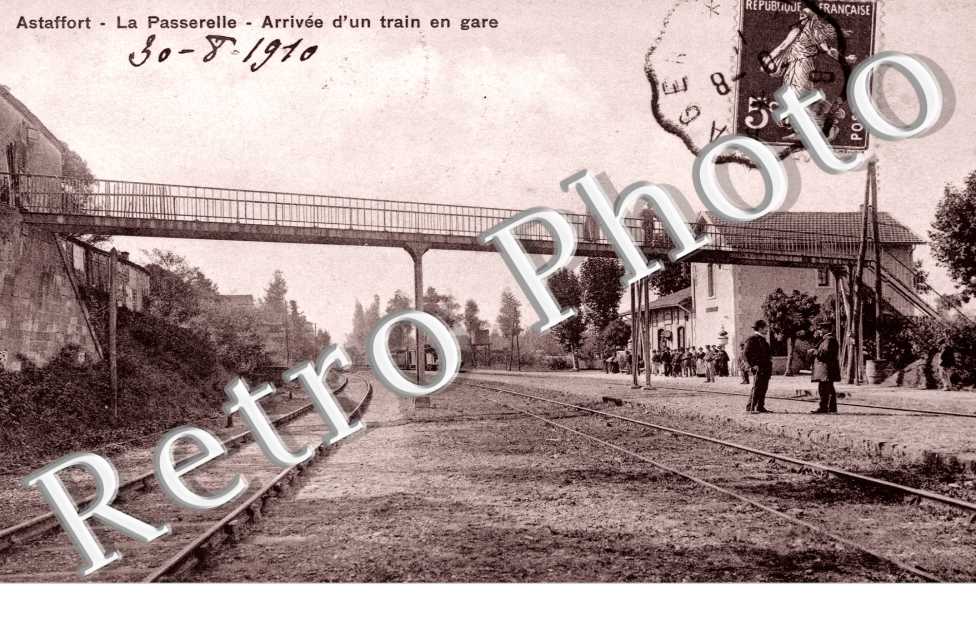Arrivee d&#039;un train en gare