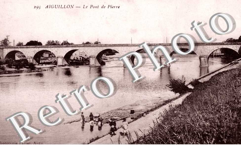 Le Pont de Pierre