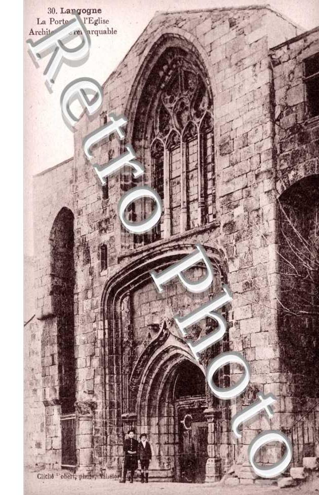 la porte de l&#039;eglise