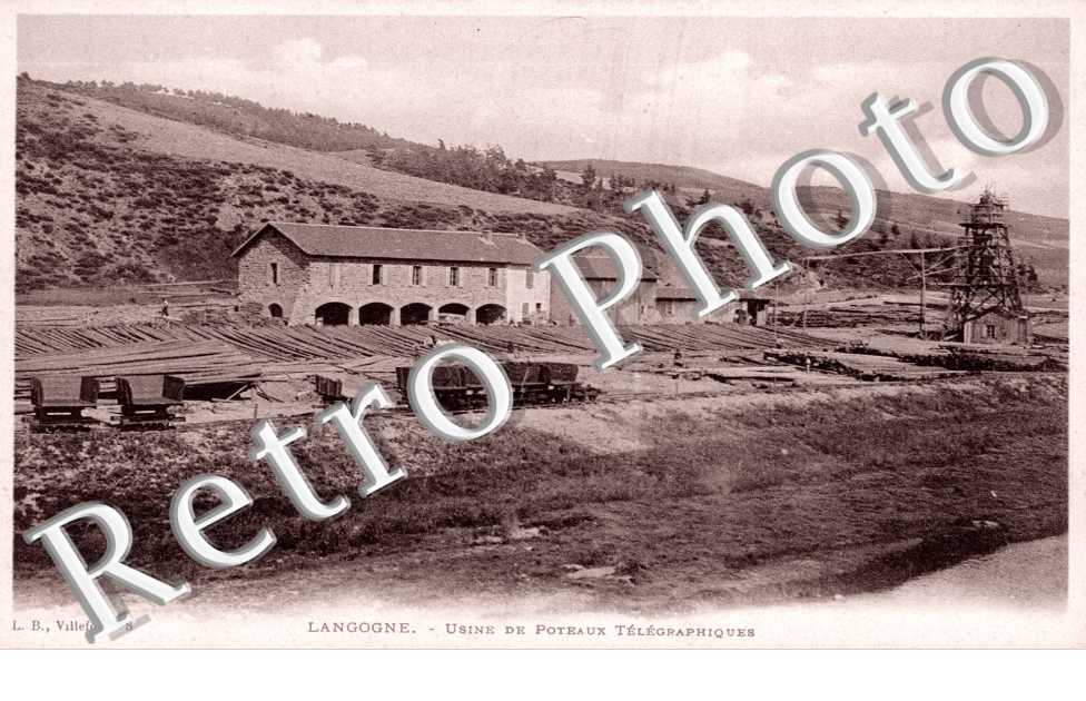 Usine de Poteaux Telegraphiques