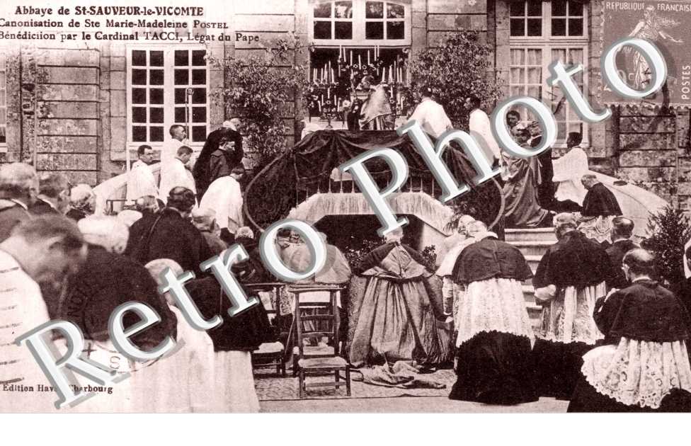Abbaye  Canonisation de Sainte Marie Madelein Postel Benediction par le Cardinal tacci