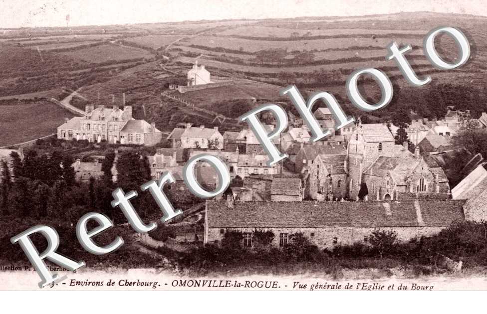 vue generale de l&#039; eglise et du bourg