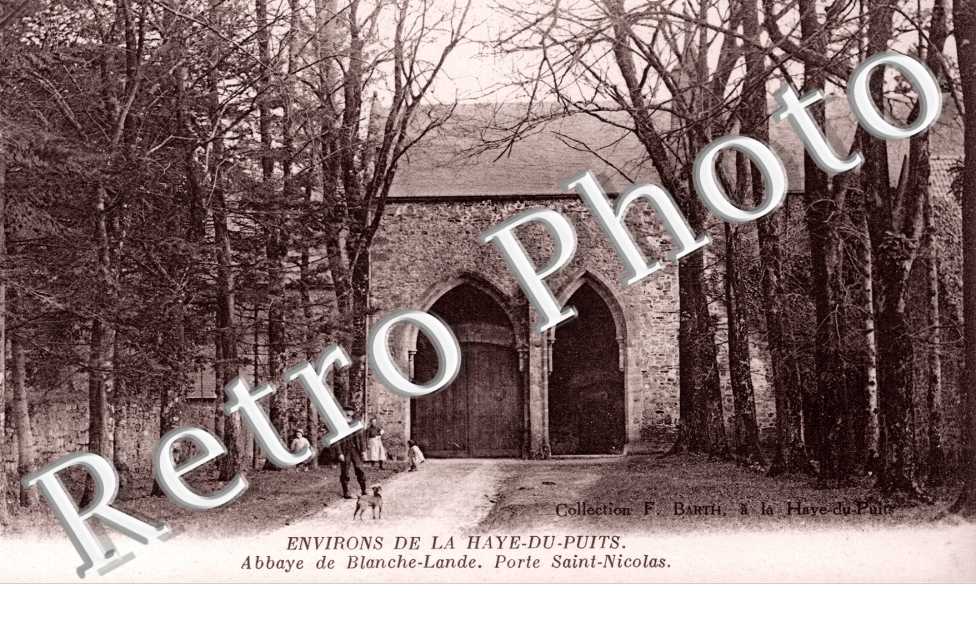 Abbaye de Blanche Lande - Porte Saint Nicolas