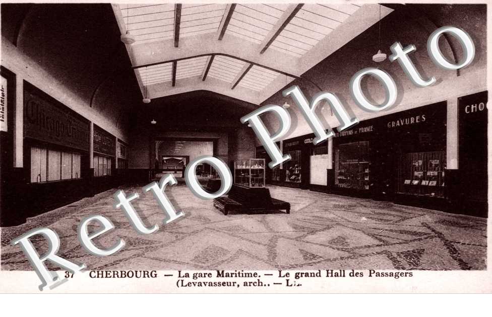 la gare maritime, le grand hall des passagers