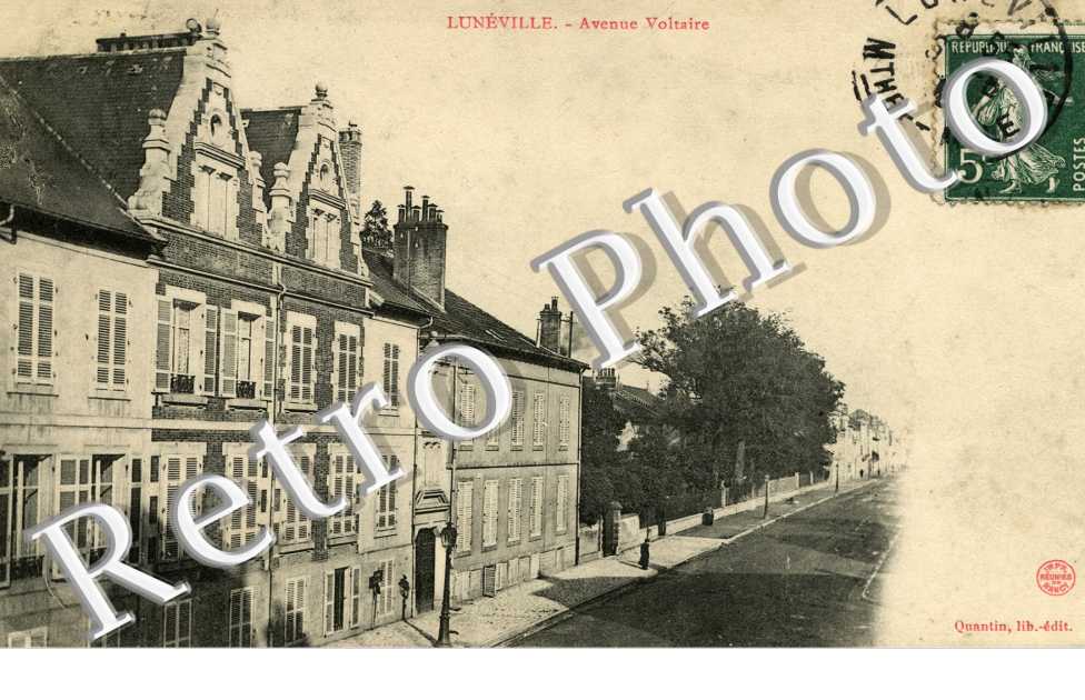 Avenue Voltaire