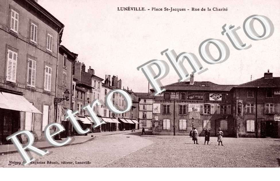 Place Saint Jacques - rue de la Charite