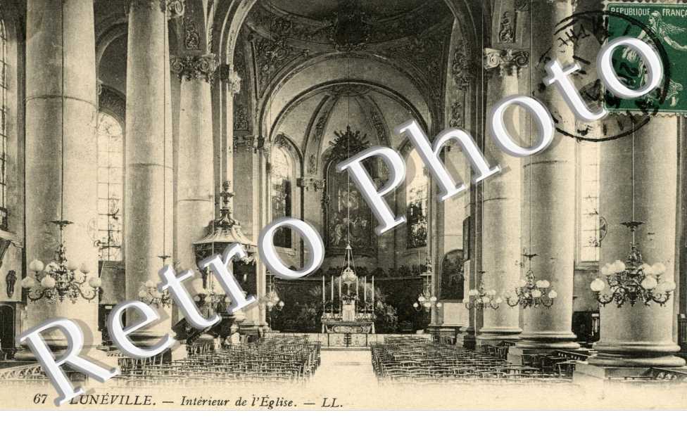 interieur de l'Eglise