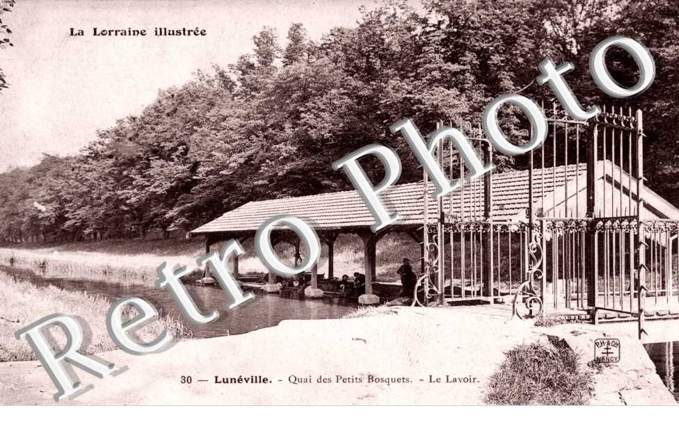 quai des Petits Bosquets - le lavoir