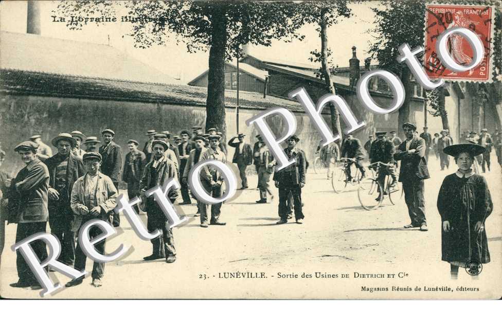 Sortie des usines de Dietrich et Cie