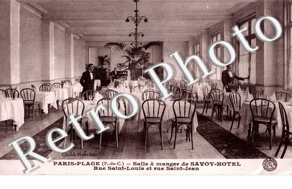 Salle à Manger de Savoy Hôtel - Rue Saint Louis et Jean