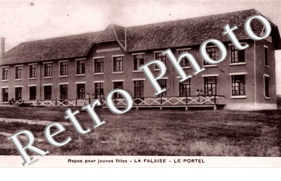 Repos pour jeunes filles La falaise