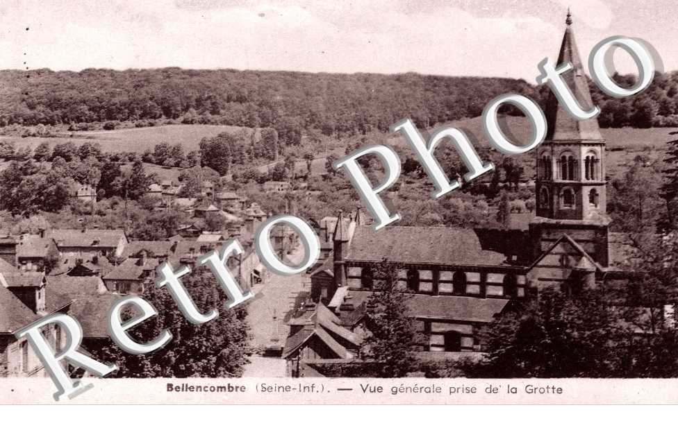 Vue generale prise de la Grotte