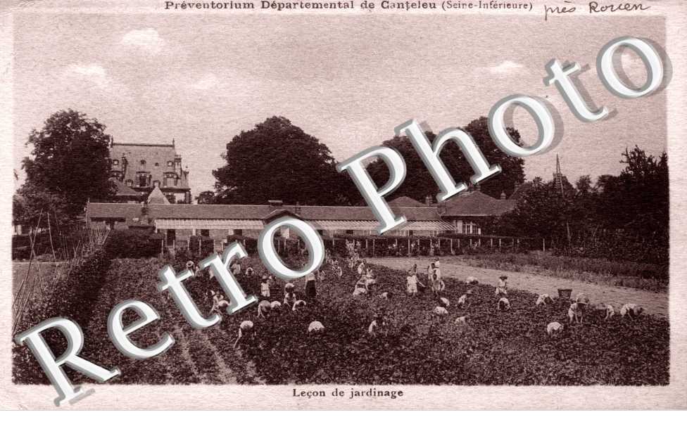 Préventorium - Leçon de Jardinage