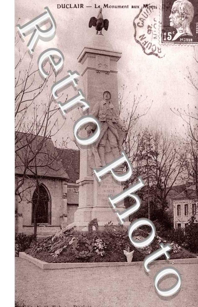 Le Monument Aux Morts