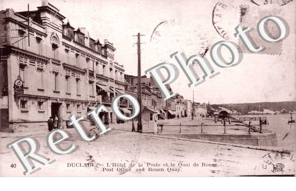 l&#039;hotel de la Poste et le quai de Rouen