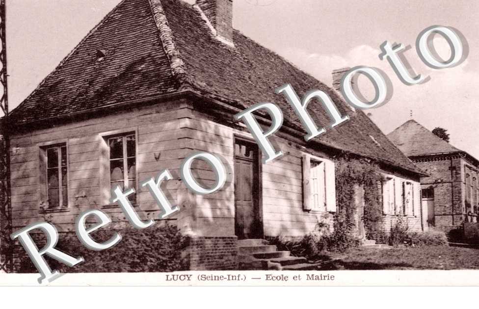Lucy - Ecole et Mairie